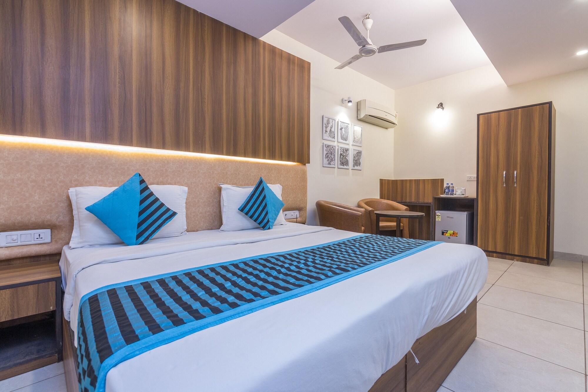 Rupam Hotel Delhi  Exteriör bild
