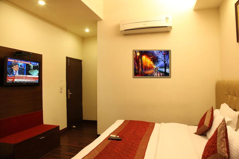 Rupam Hotel Delhi  Exteriör bild