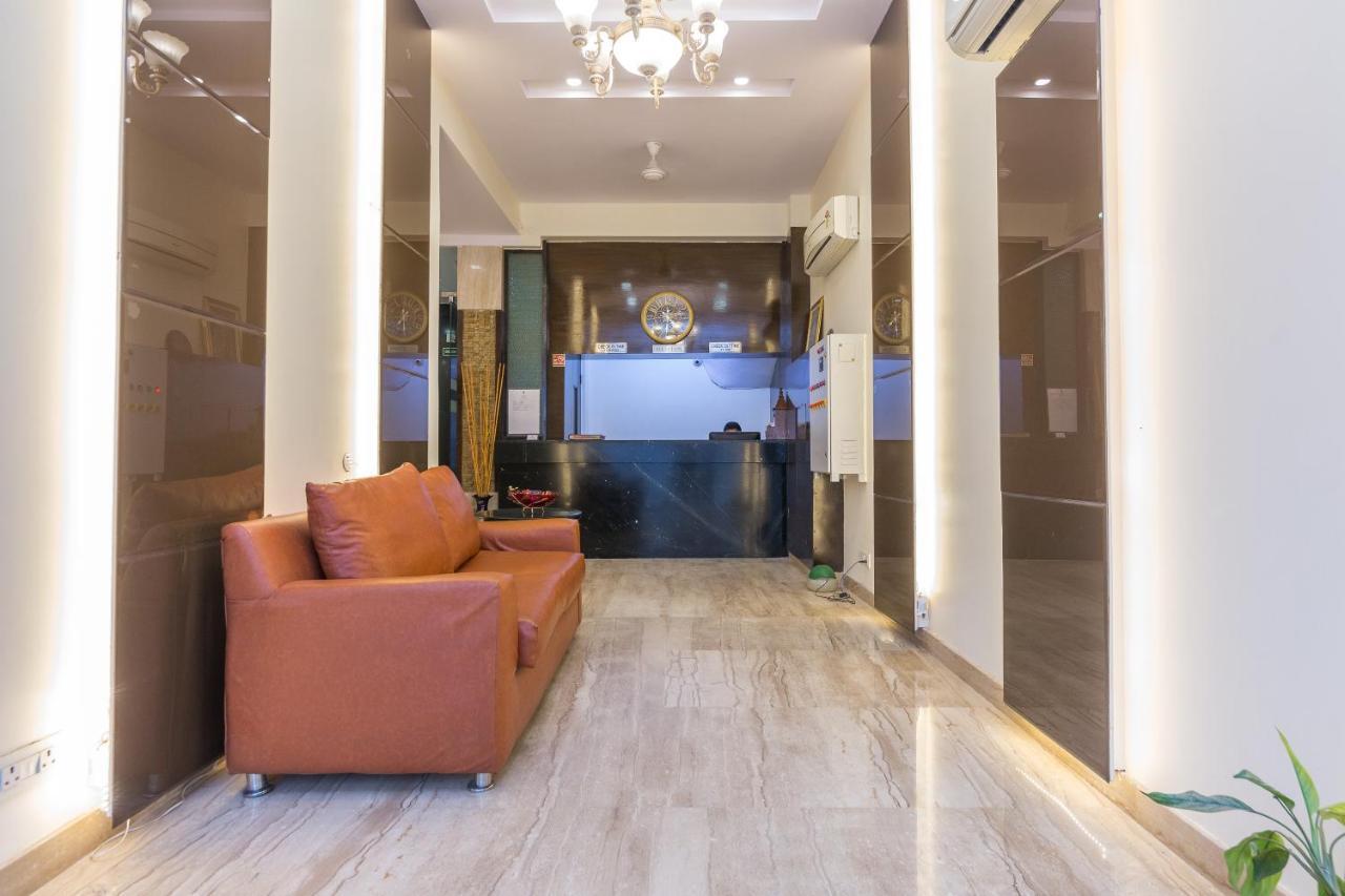Rupam Hotel Delhi  Exteriör bild