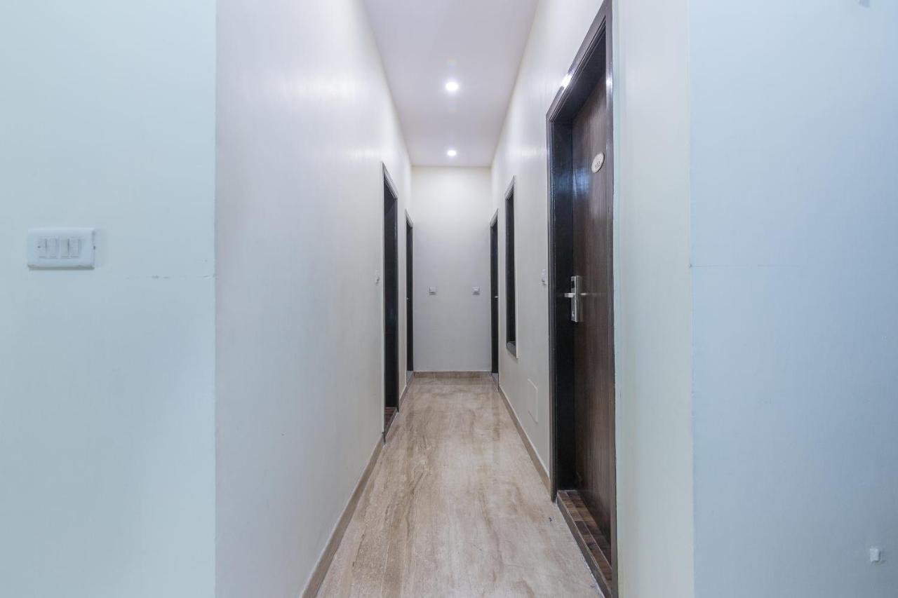 Rupam Hotel Delhi  Exteriör bild